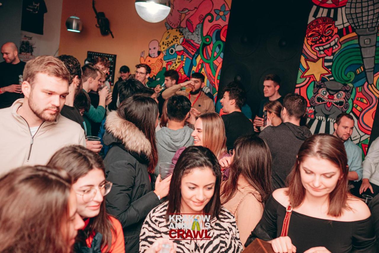 Let'S Rock Party Hostel! Age Limit From 18 Until 40! Cracóvia Exterior foto